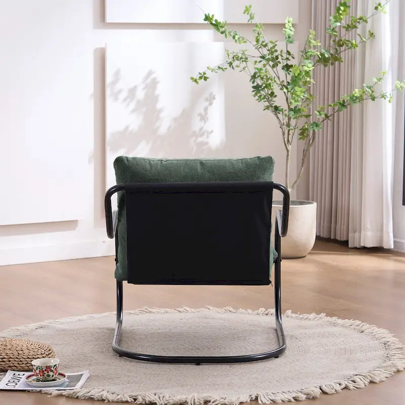 Fauteuil d'appoint incurvé moderne avec revêtement en lin, cadre en métal et coussins