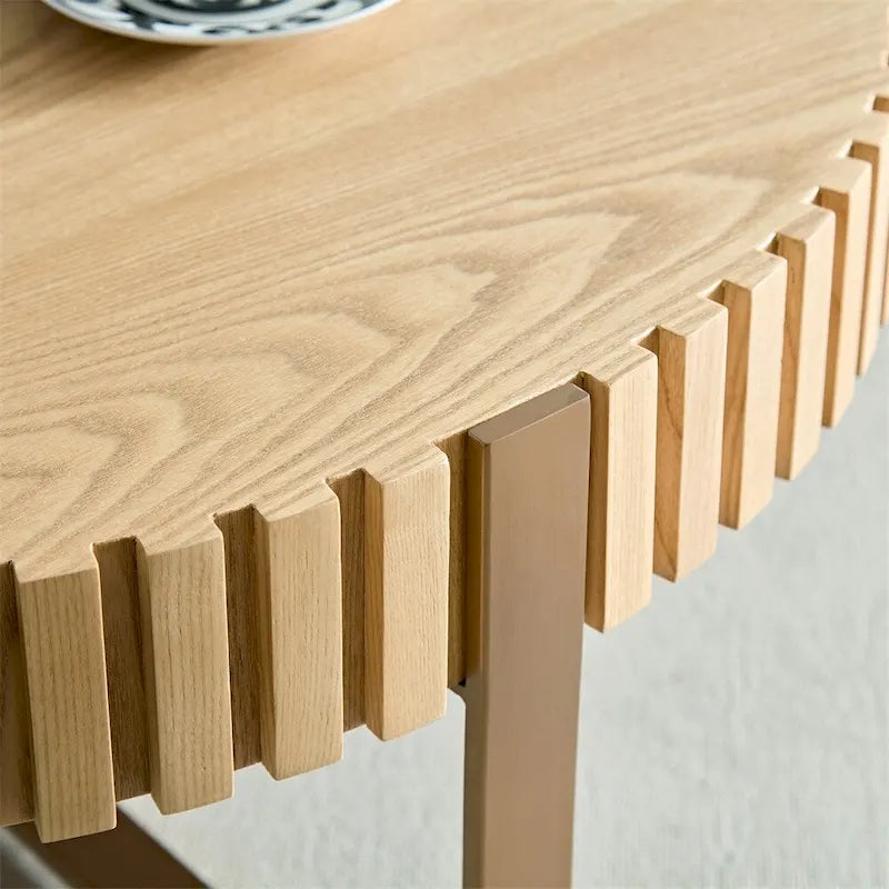 Table basse ronde moderne de 31,5 po avec garniture en bois latté et pieds en métal